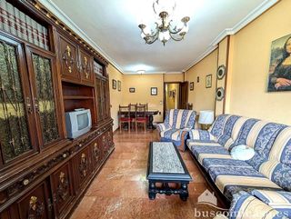 Piso en venta en Linares