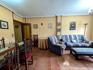 Piso en venta en Linares