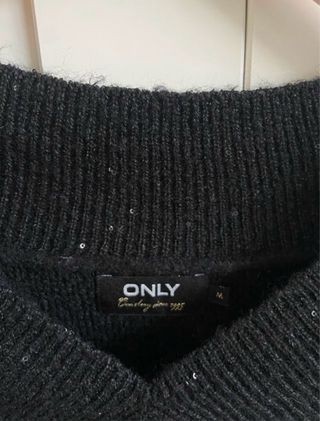 Jersey negro con brillos