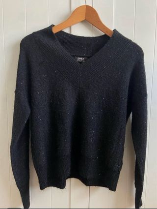 Jersey negro con brillos