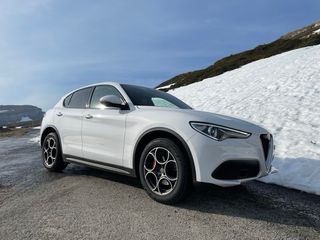 Alfa Romeo Stelvio 2017