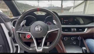 Alfa Romeo Stelvio 2017