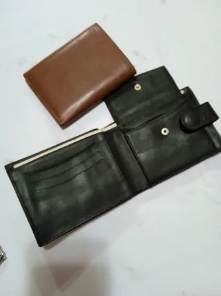 2 Carteras Billeteras Piel Negra y Marrón