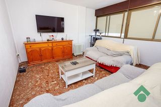 Piso en venta en La Granja-La Colina-Los Pastores en Algeciras