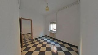 Piso en venta en Numancia en Madrid