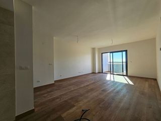 Piso en venta en Aljamar en Tomares