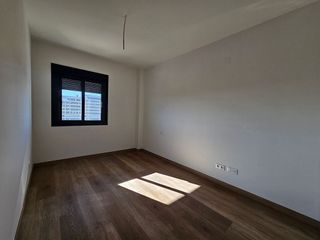 Piso en venta en Aljamar en Tomares