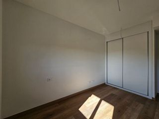 Piso en venta en Aljamar en Tomares