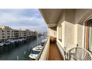 Piso en venta en Empuriabrava en Castelló d´Empúries