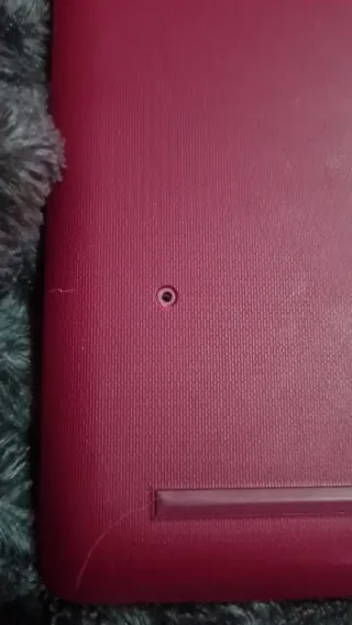 Portátil HP Negro y Rojo