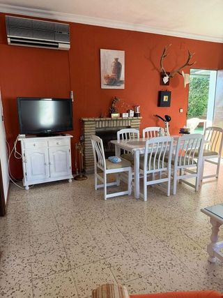 Chalet en venta en Carmona
