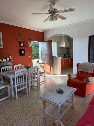 Chalet en venta en Carmona