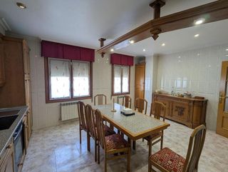 Chalet en venta en San Adrián