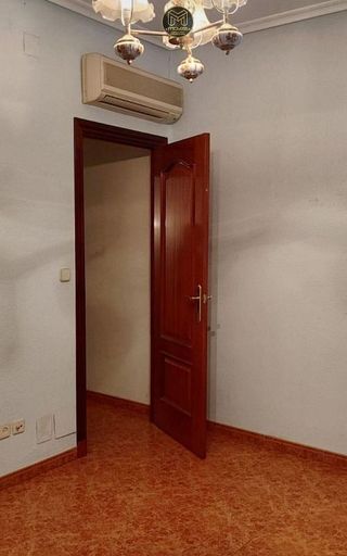 Casa adosada en venta en Peñamefecit - Avda Barcelona en Jaén