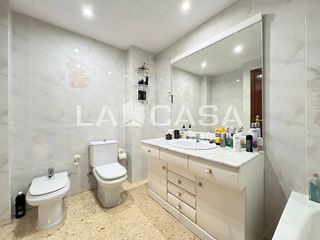 Dúplex en venta en Fondo en Santa Coloma de Gramanet