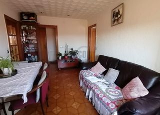 Piso en venta en Creu de Barberà en Sabadell