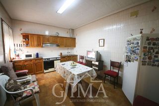 Chalet en venta en Tomelloso