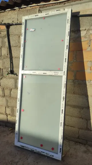 Ventana Fija PVC 89 x 233