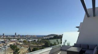 Piso en venta en Cala de Finestrat en Finestrat