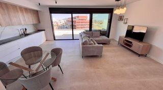 Piso en venta en Cala de Finestrat en Finestrat