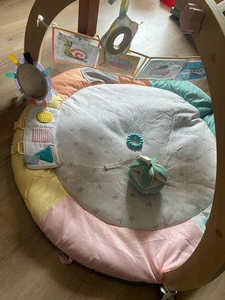 Gimnasio Montessori madera