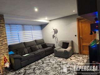 Piso en venta en El Mercado en Manises