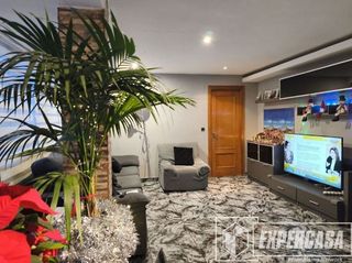 Piso en venta en El Mercado en Manises