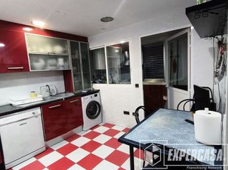 Piso en venta en El Mercado en Manises