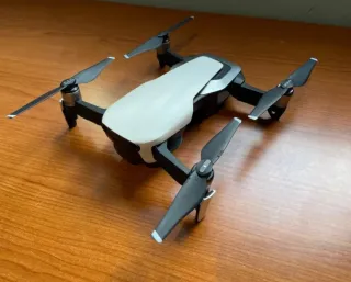 Drone DJI Mavic Air Negro/Blanco