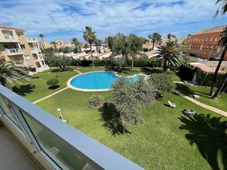Piso en venta en Les Marines/Las Marinas en Dénia