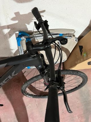 Bicicleta Trek RockShox