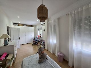 Casa adosada en venta en Colores - Entreparques en Sevilla