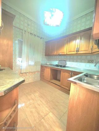 Casa adosada en venta en Linares