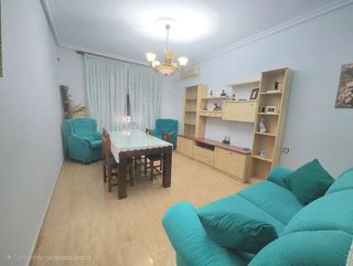 Casa adosada en venta en Linares