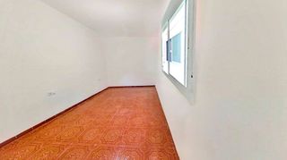 Piso en venta en Santa Rosa - Can Mariner en Santa Coloma de Gramanet