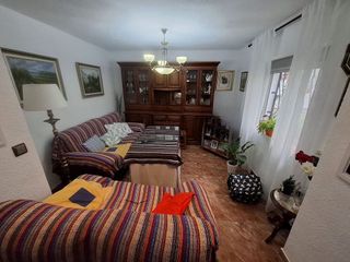 Casa adosada en venta en Santa Isabel en Jaén