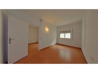 Piso en venta en El Raval - Safaretjos en Santa Coloma de Gramanet