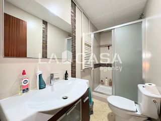 Dúplex en venta en Fondo en Santa Coloma de Gramanet