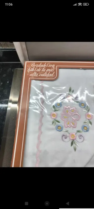 Juego de sábanas bordadas matrimonio