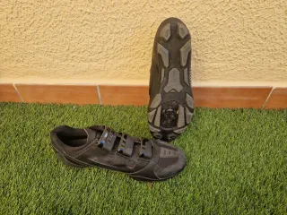 Zapatillas Ciclismo Montaña GIANT Negras T45