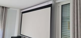 Proyector BenQ TK850 + pantalla Optoma 92"