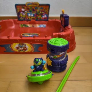 Superzings Battle Arena. Batalla Arena