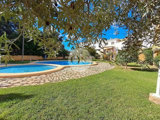 Piso en venta en Les Marines/Las Marinas en Dénia