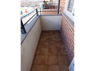 Piso en venta en Universidad en Ávila
