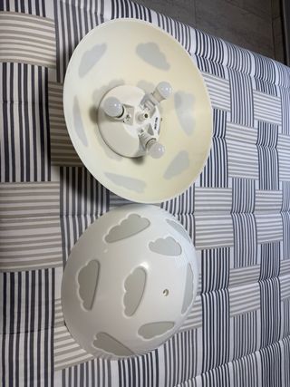 Lámpara de techo infantil nubes