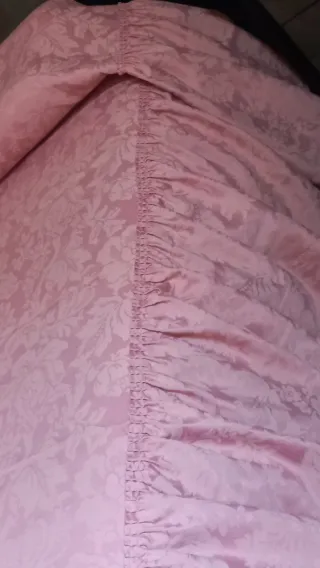 Copriletto matrimoniale rosa