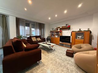 Piso en venta en Avda. Alemania - Italia en Villarreal