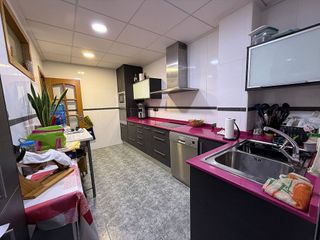 Piso en venta en Avda. Alemania - Italia en Villarreal