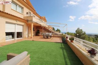 Casa adosada en venta en Eixample Residencial en Roda de Barà