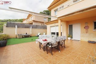 Casa adosada en venta en Eixample Residencial en Roda de Barà